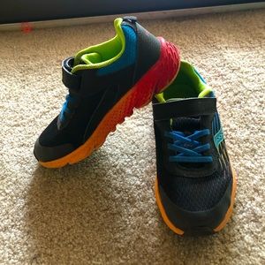 Saucony unisex Wind Alternative Closure Sneaker, Black Multi, 1Wide Big Kid